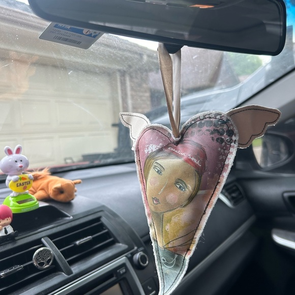 Demdaco Kelly Rae Roberts
Set of 3 Winged Cloth
Inspiration Ornaments - Picture 10 of 11